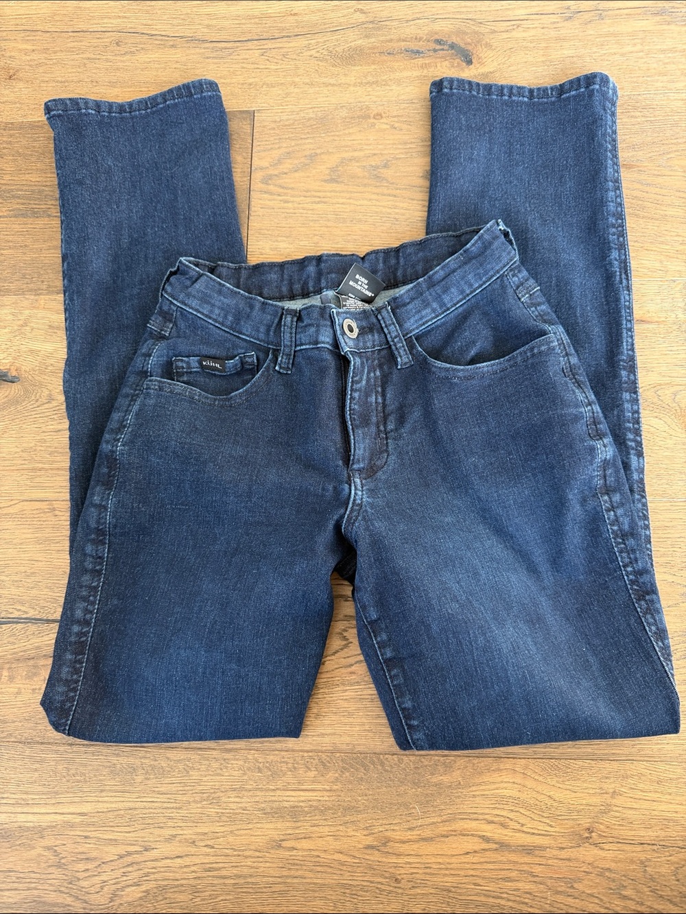 Kuhl straight leg indigo dye dark wash jeans size 2 short